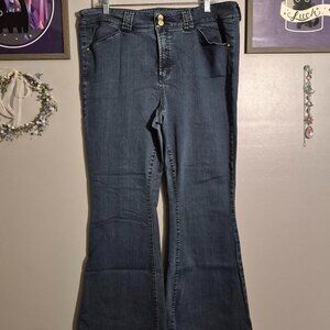 Refuge+ Bootcut Jeans